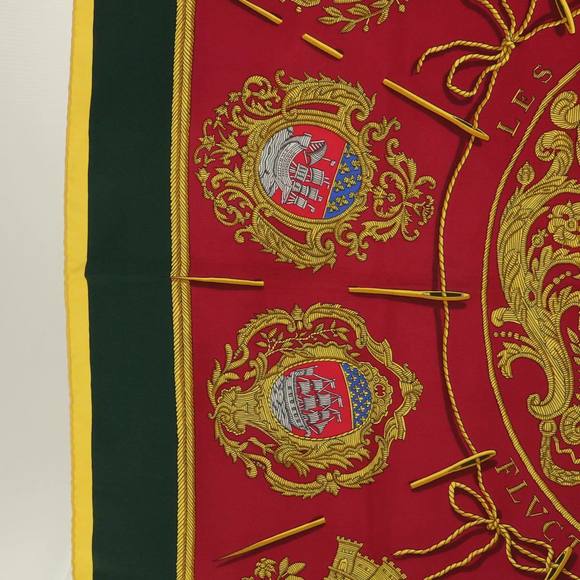 HERMES Carre 90 LES ARMES DE PARIS FLVCTVAT Scarf Silk Red Green Auth bs7738 - Picture 8 of 16